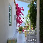 Pension Votsi 4*