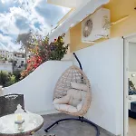 Pension Votsi Hotel apartamentowy