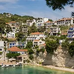 Ξενοδοχείο με διαμερίσματα Pension Votsi Βότση