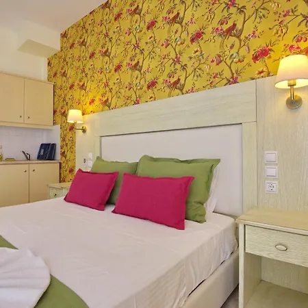 Votsi Aparthotel