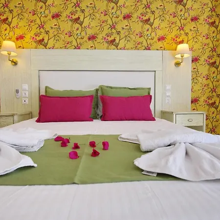 Pension Votsi 3*