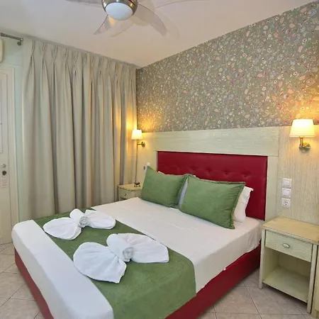Pension Votsi 3*
