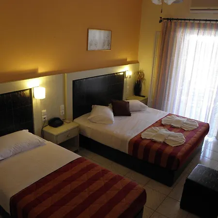 Votsi Aparthotel 3*