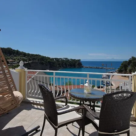 Votsi Aparthotel