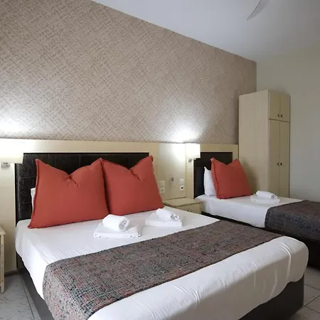 Aparthotel Pension Votsi 3*