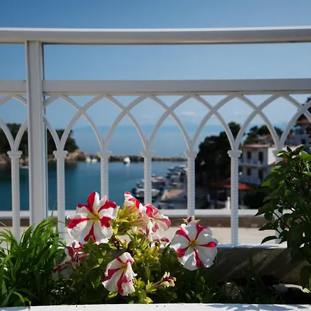 Pension Votsi 3*