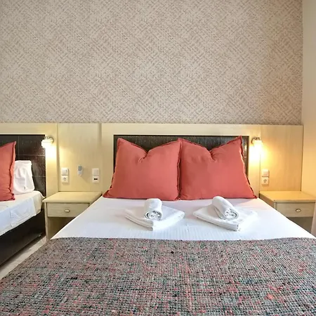 Pension Votsi Aparthotel 3*
