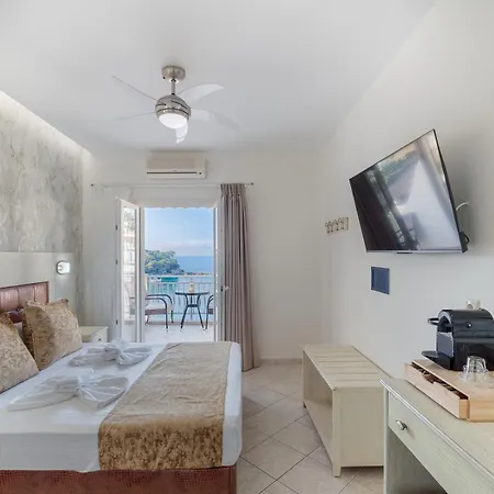 Pension Votsi Aparthotel 4*