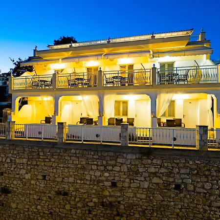 شقة فندقية Pension Votsi Votsi (Alonnisos)