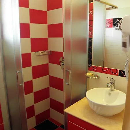 Aparthotel Pension Votsi Votsi (Alonnisos)