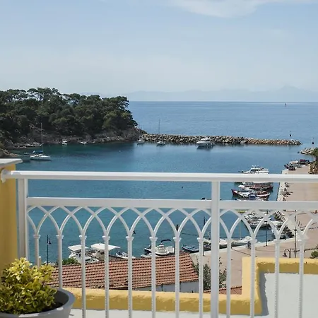 Appart hôtel Pension Votsi