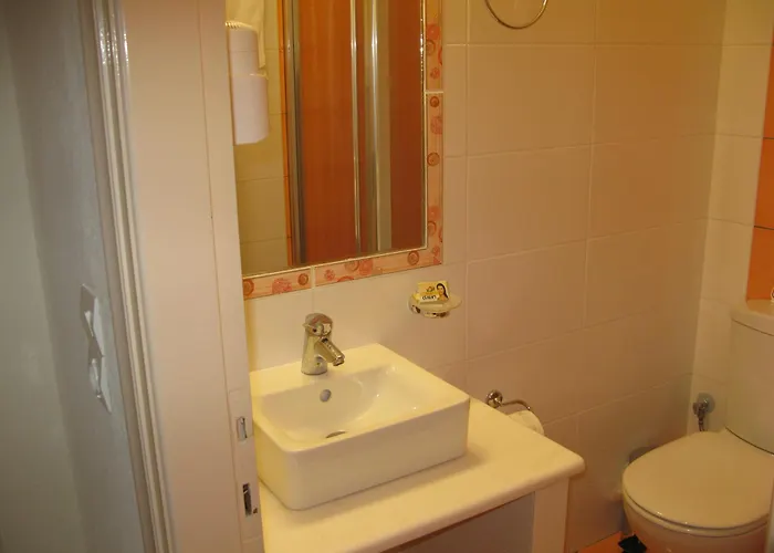 Pension Votsi 4* Vóci