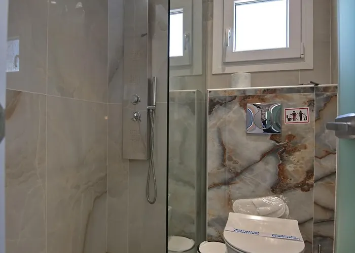 Pension Votsi Apartmanhotel 4*