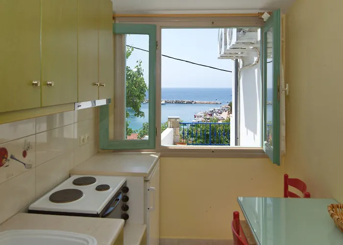 Apartmanhotel Pension Votsi Vóci